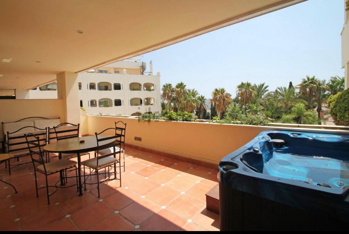Guadalpin Residences Marbella Exterior foto